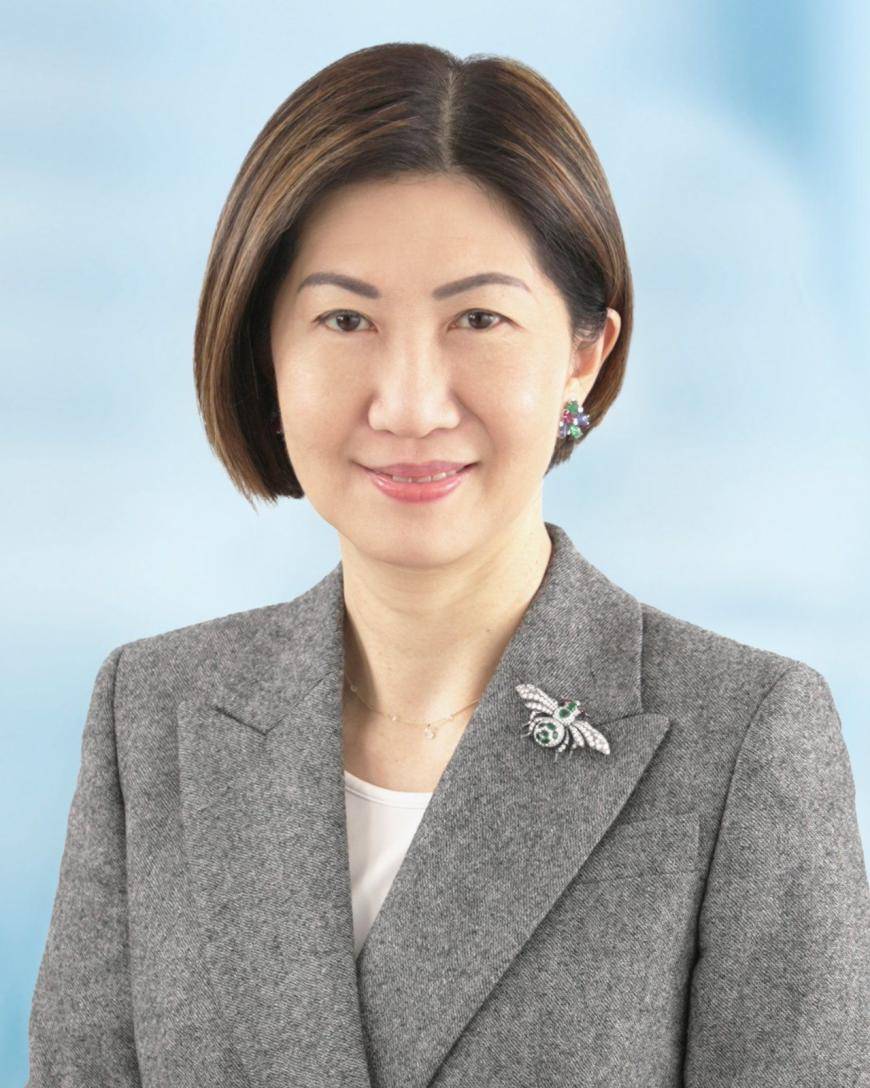 3月1日,港交所迎来首位女总裁