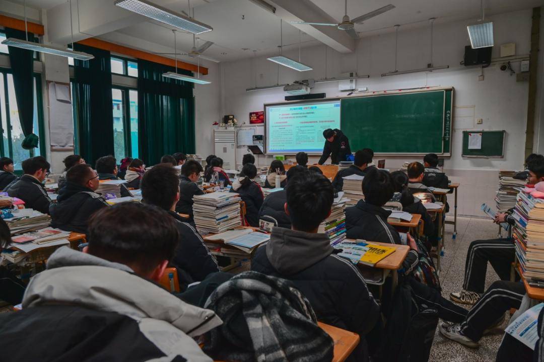 感恩母校行(154)| 走进宁波市第四中学_浙江省_活动_宣传