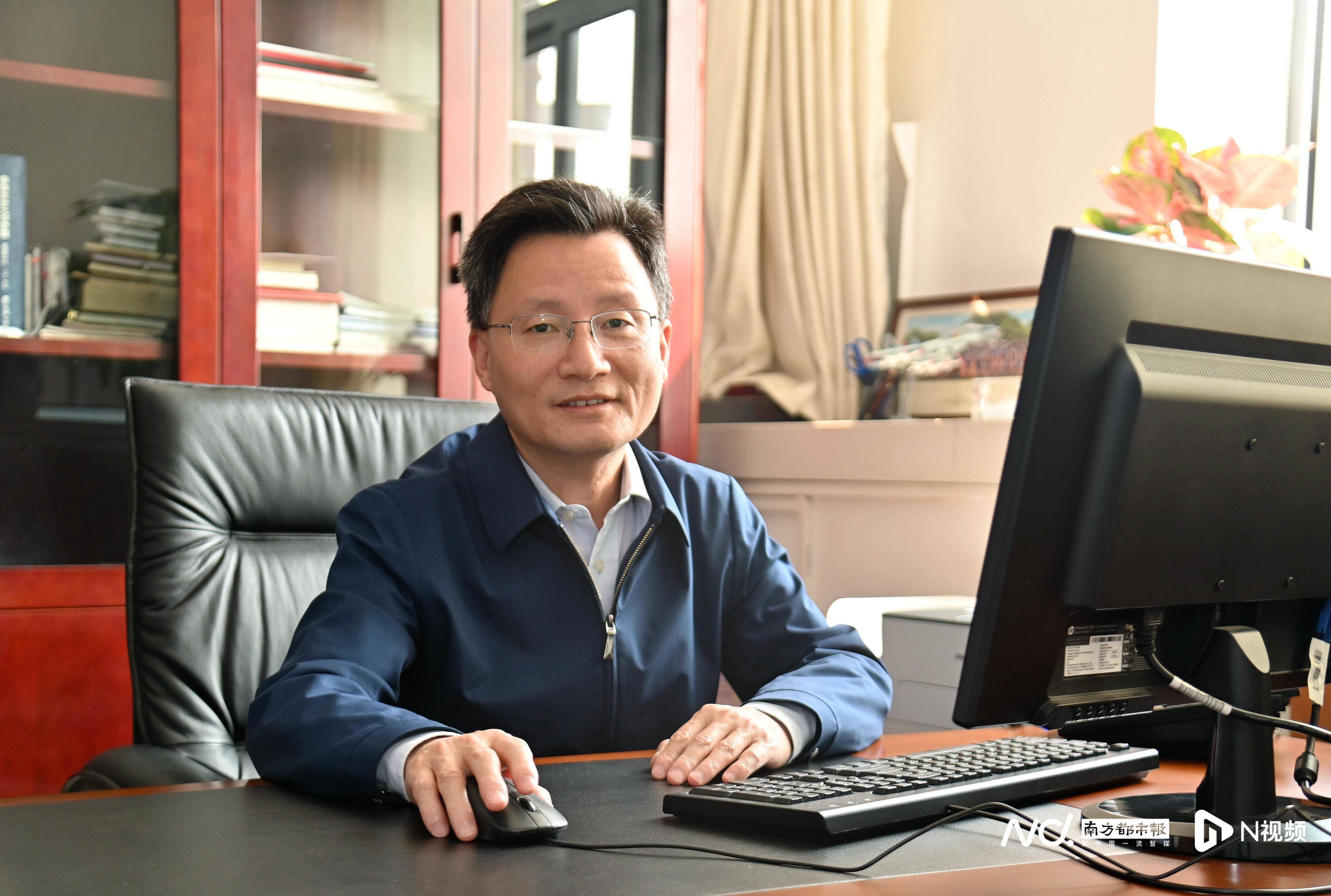 全国政协委员,华南农业大学副校长温小波.