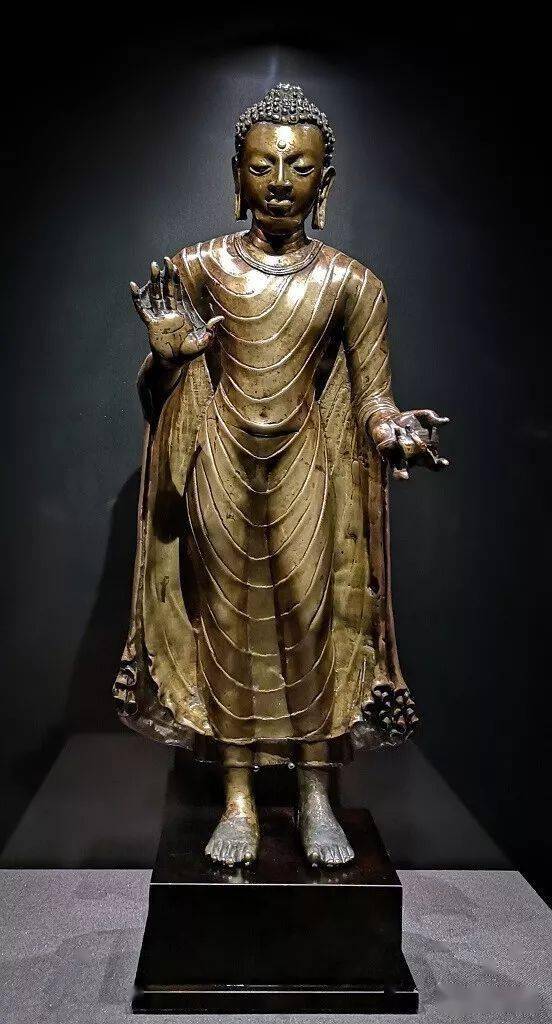 弥勒菩萨金刚萨埵同侍从宝冠释迦牟尼佛释迦牟尼佛莲花手观音宝冠释迦