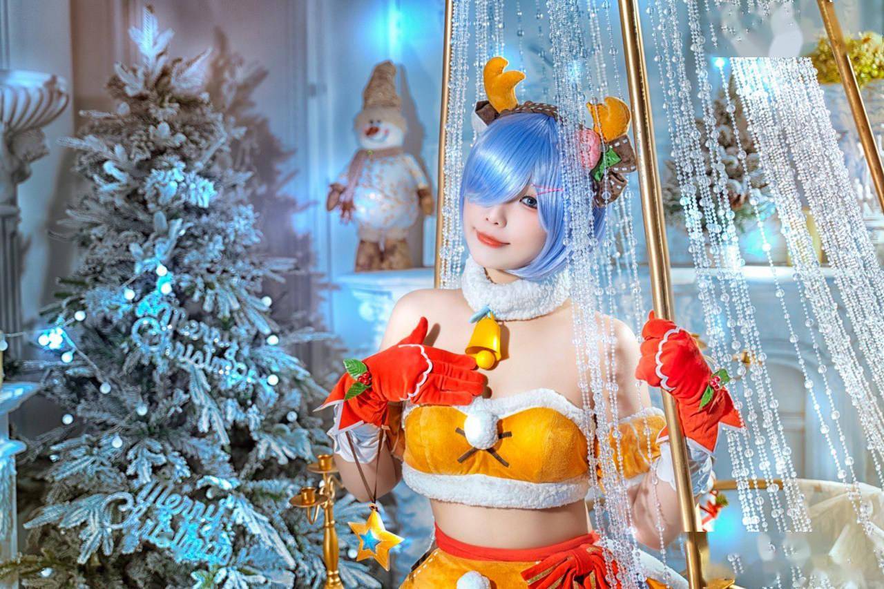 《re:从零开始的异世界生活》蕾姆圣诞cosplay_alina_图片_来源