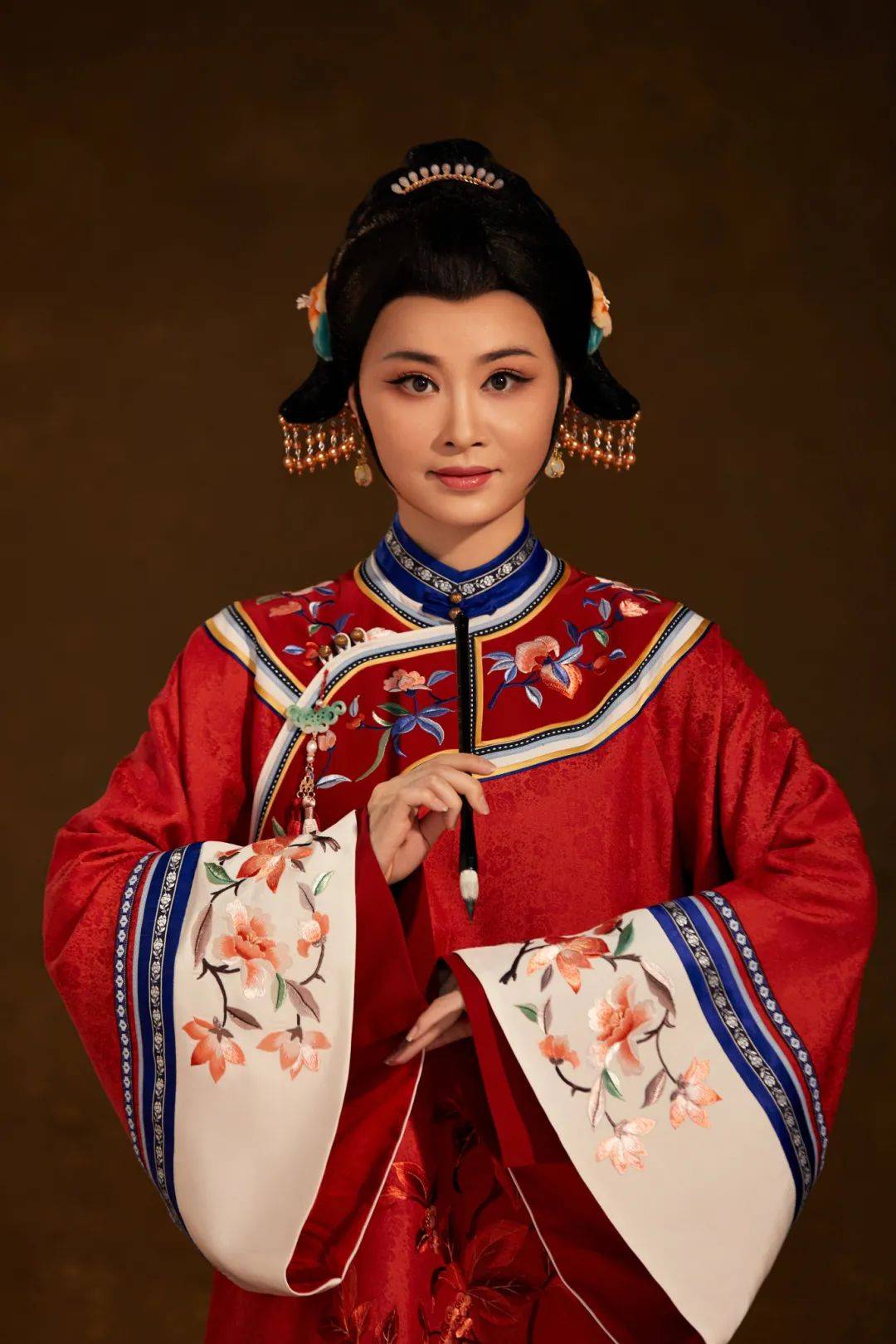 湘剧《夫人如见》反响热烈_表演_李闰_人物