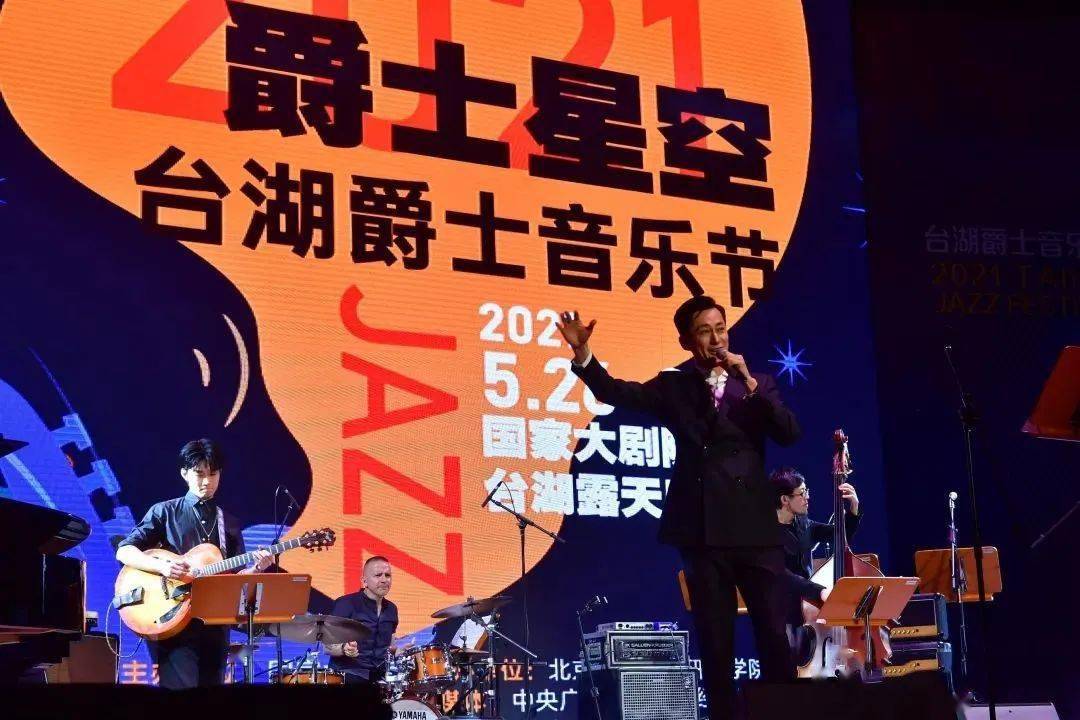 的入驻,一批老旧厂房相继改造成演艺新空间,郎朗等文化名人入驻创作,"