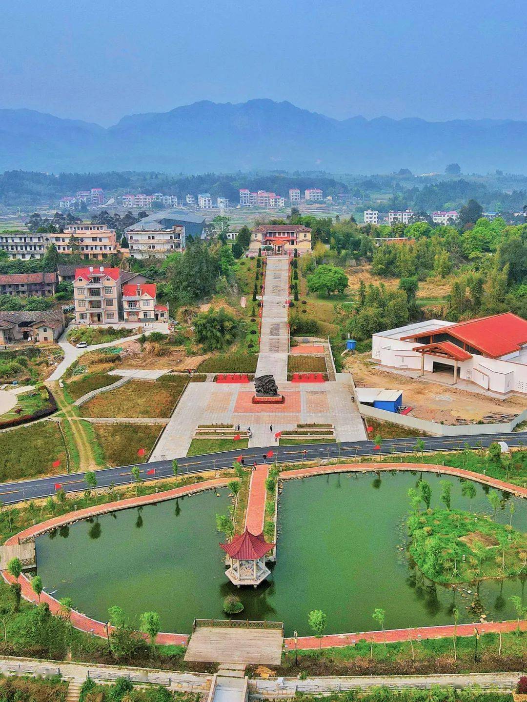 正月十七,莆田梧塘镇松东村赤脚踩火闹元宵_涵江区_摄影_景点