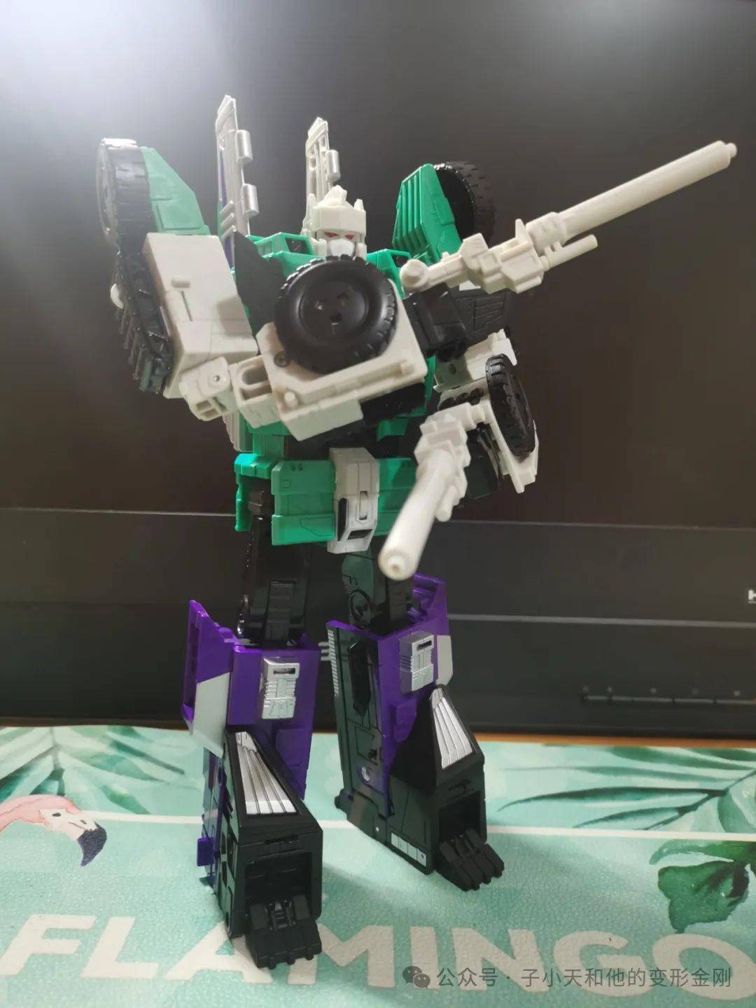 【增刊】【评玩具】子小天:x测评:《变形金刚 泰坦归来系列的六面兽