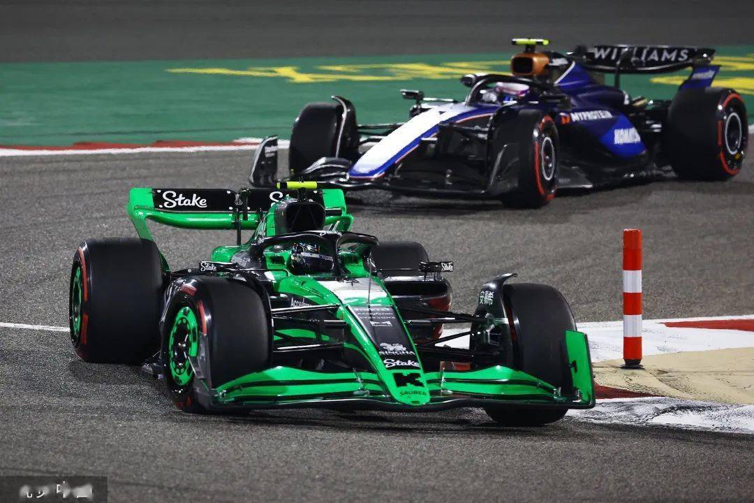f1巴林站红牛包揽前二!第三名果然是惊喜啊!_勒克莱尔_塞恩斯_周冠宇