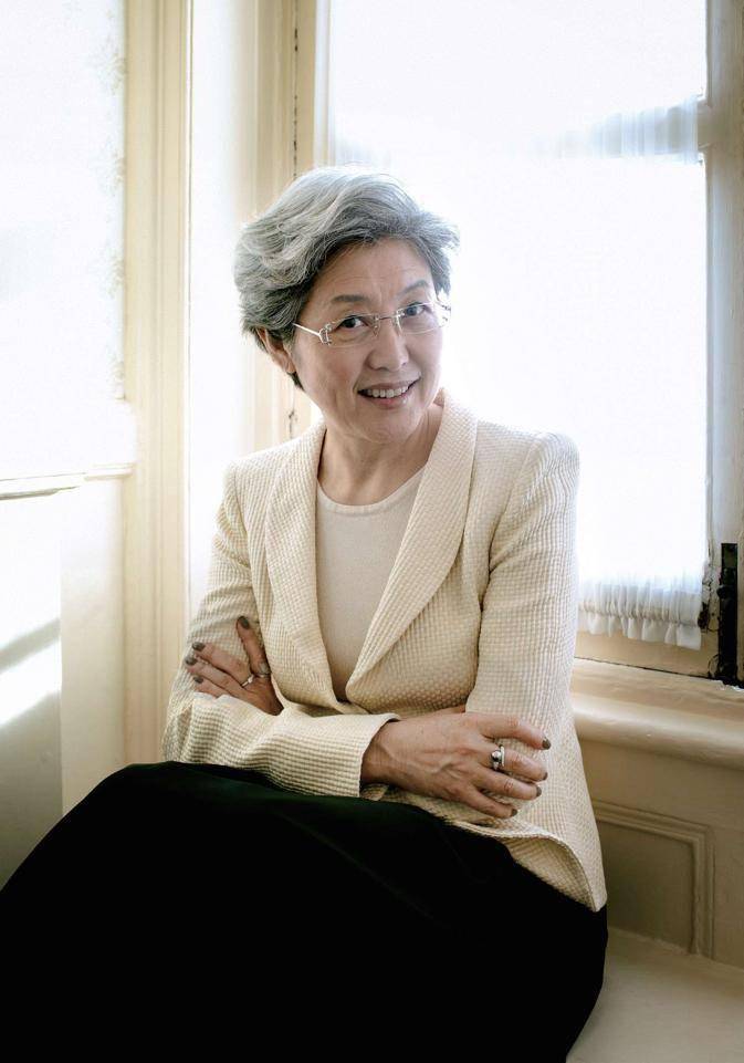 看71岁傅莹就知道了_显得_钻石_女性