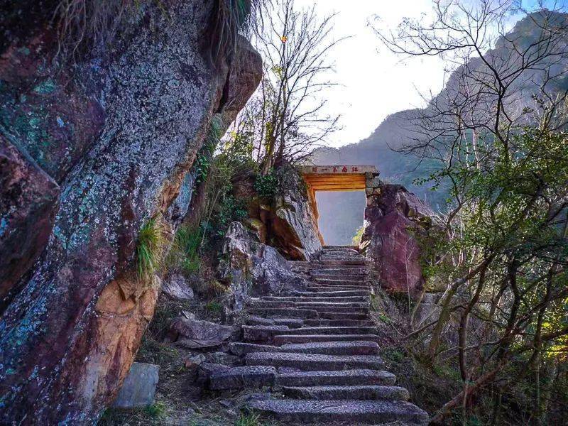 清明3天又见61徽杭古道火车の吴越古道徽杭古道家