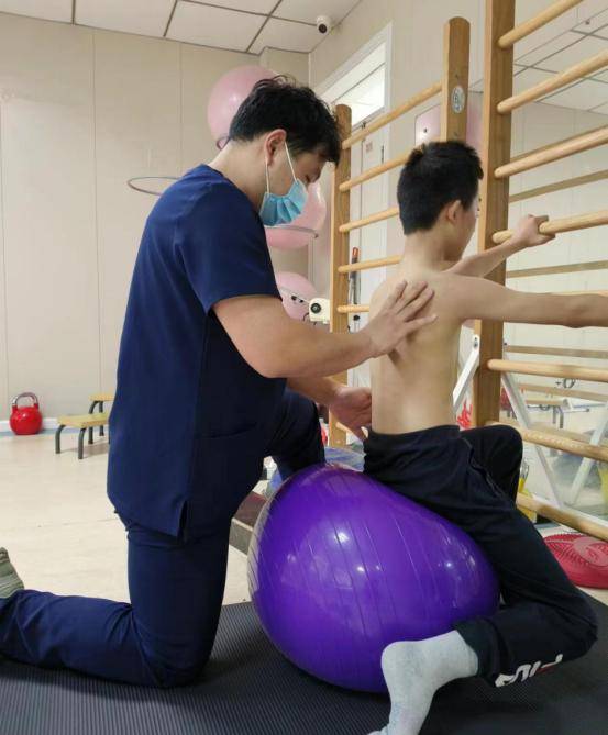 【技术展播】施罗斯脊柱侧弯诊疗技术_治疗_康复_方案