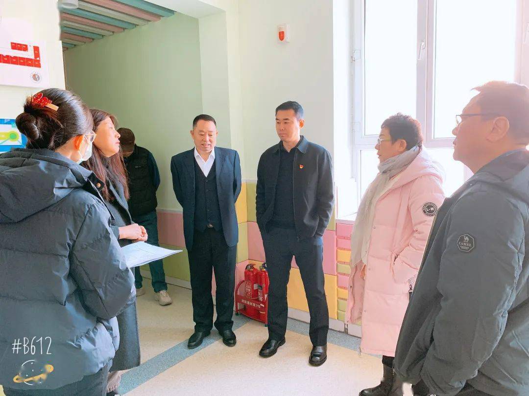 我校池海波书记,徐康凯校长,高玉和副校长,姚晓辉园长全程陪同.