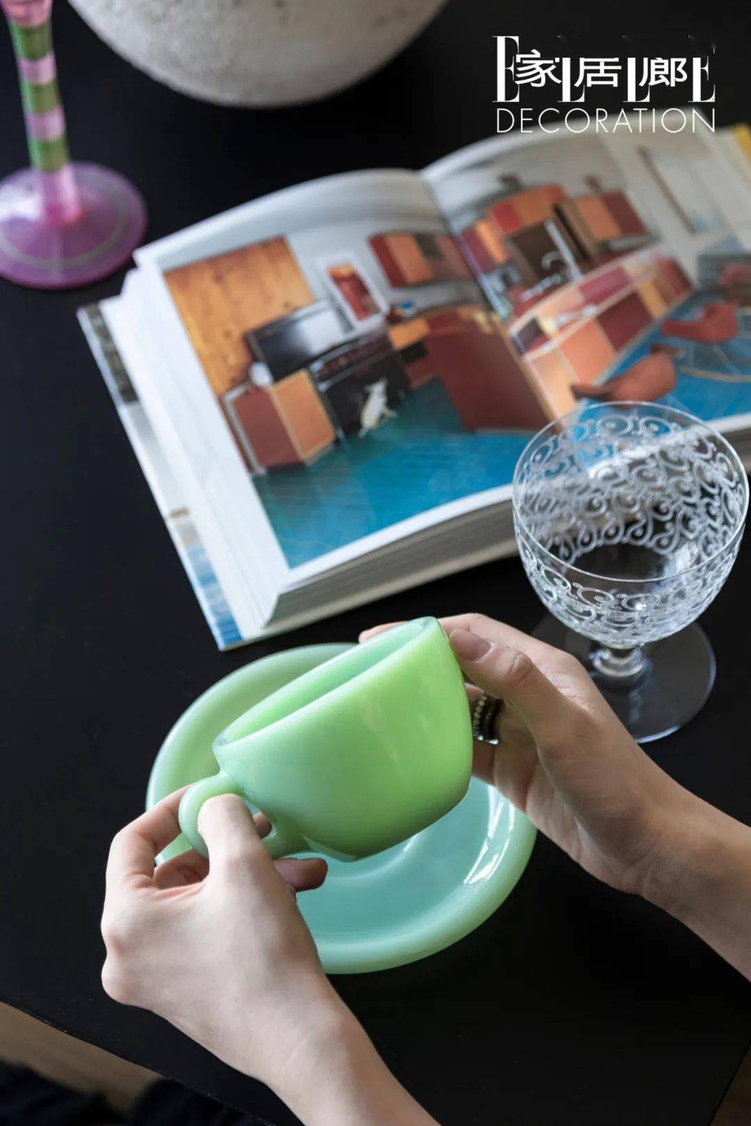 90后杭州夫妇的家,收1万支玻璃器皿,表面极简,内里极繁_生活_fenton