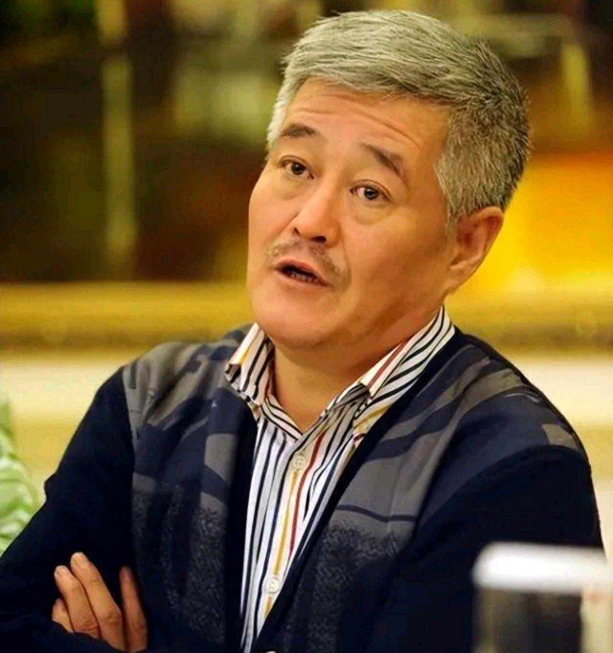 怪不得宋小宝身家过亿却隐退,原来赵家班的抽成竟这么不公平!