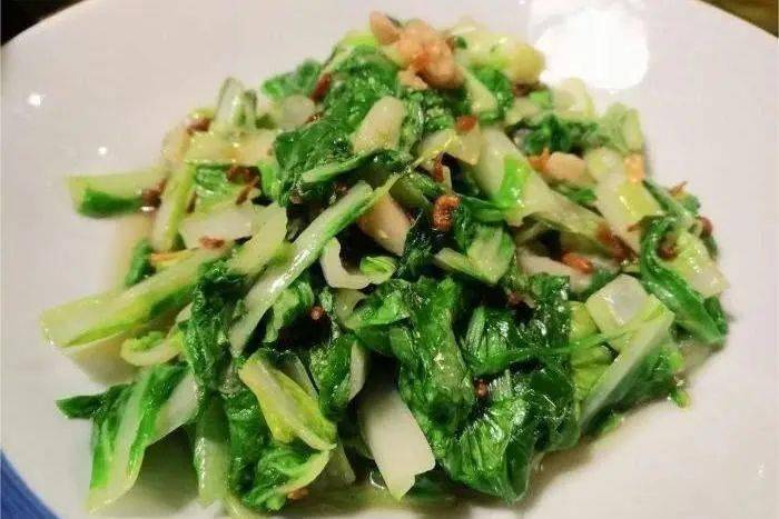 肉丝毛毛菜主食:米饭牛奶每日菜量香干片25克,老鸭49克,半成品里脊53