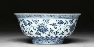 记住这些特征在明初民窑青花瓷鉴定方面你就是半个专家