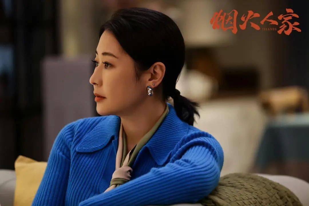 演孟菀青被夸上热搜,梁静生活中也是"梦中情妈"_女儿_孩子_妈妈