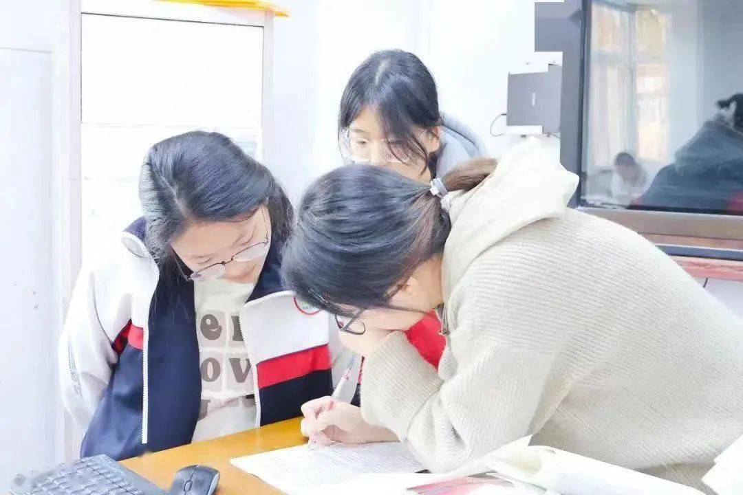 武邑中学校园那些感人的瞬间