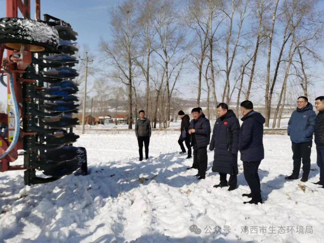 强化举措压实责任市委常委副市长张发荣现场督导春季秸秆禁烧管控和