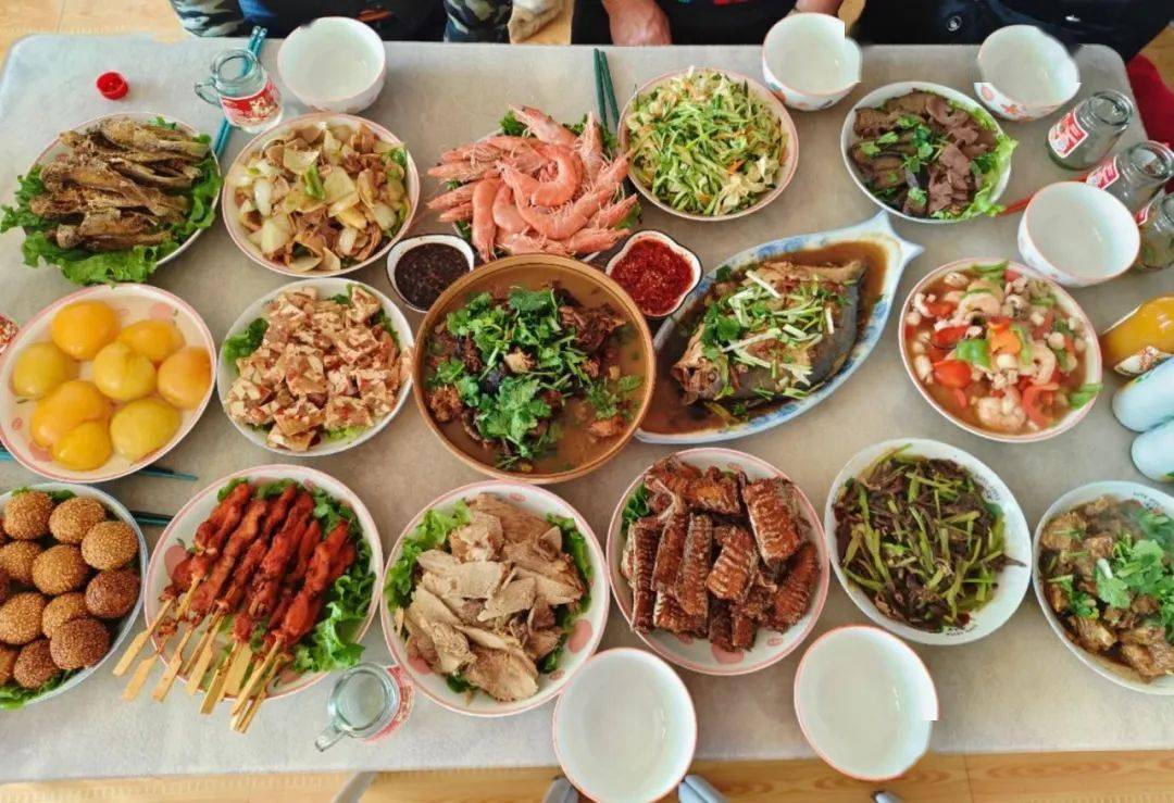 衣食住行话变迁小餐桌折射集宁百姓生活大变化