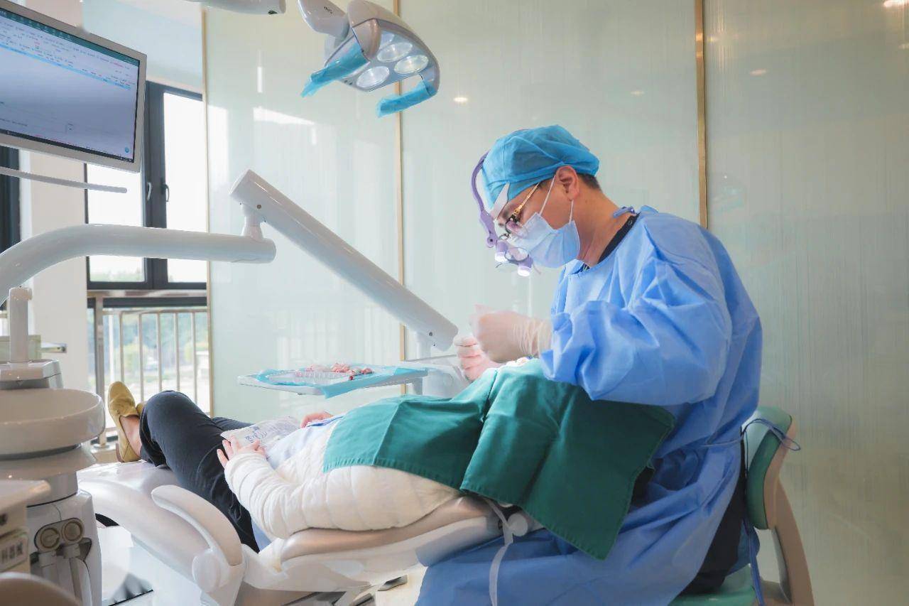 当心回南天深圳这家口腔医院一天接诊10余名牙外伤患者