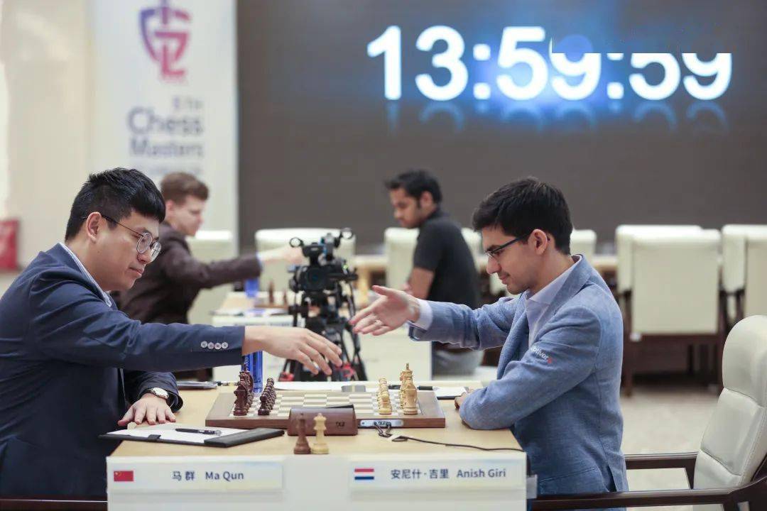 第五届龙岗国际象棋大师赛第六轮许翔宇战胜杜波夫