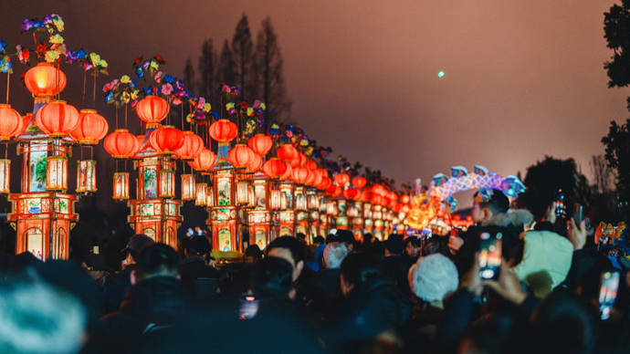 外交部发言人汪文斌都推荐,浙江龙灯有何魔力