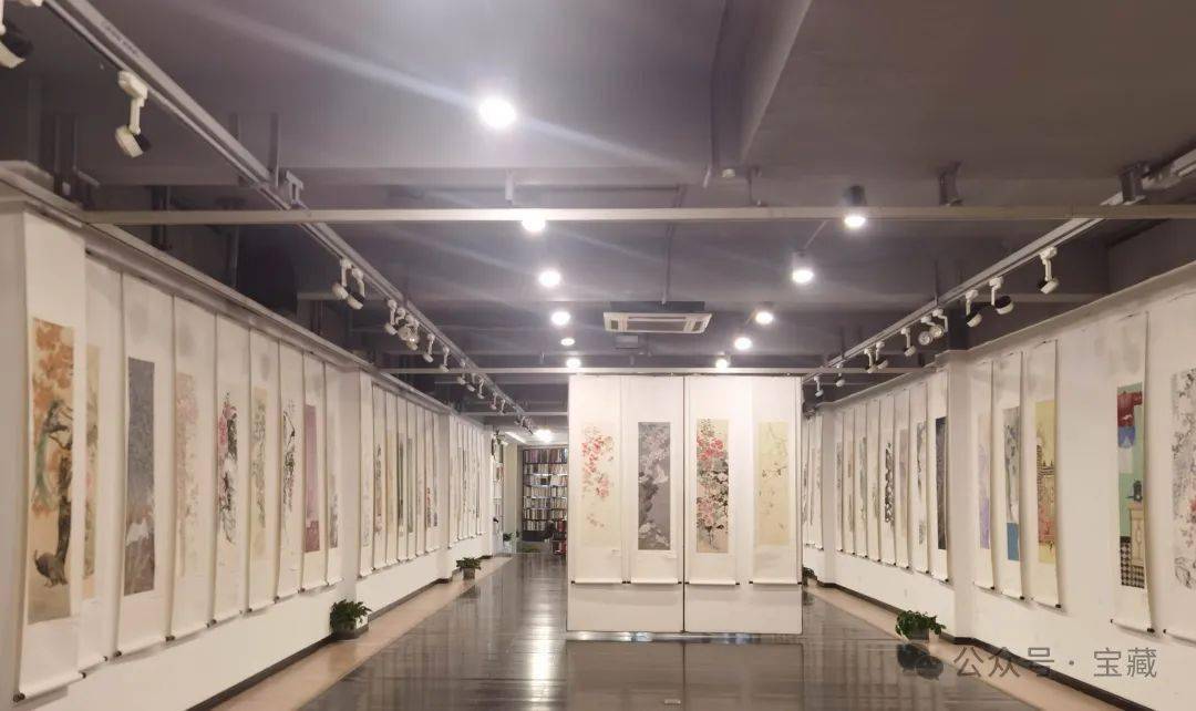 华章第24届浙江省女花鸟画家作品展在恒庐美术馆与吴山书画院同时启幕