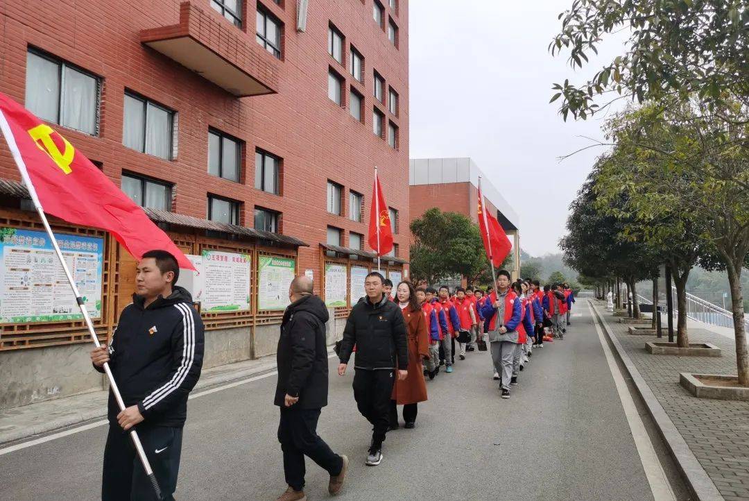 学雷锋系列活动|弘扬雷锋精神争做进步青年_主题_雷锋好_凤冈县