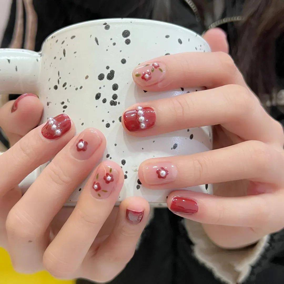 30款早春温柔风美甲这个春天可以很完美