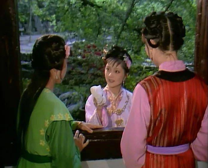 滴翠亭公案,嫁祸不叫事儿,宝钗身上另有一个大问题_黛玉_宝玉_评价