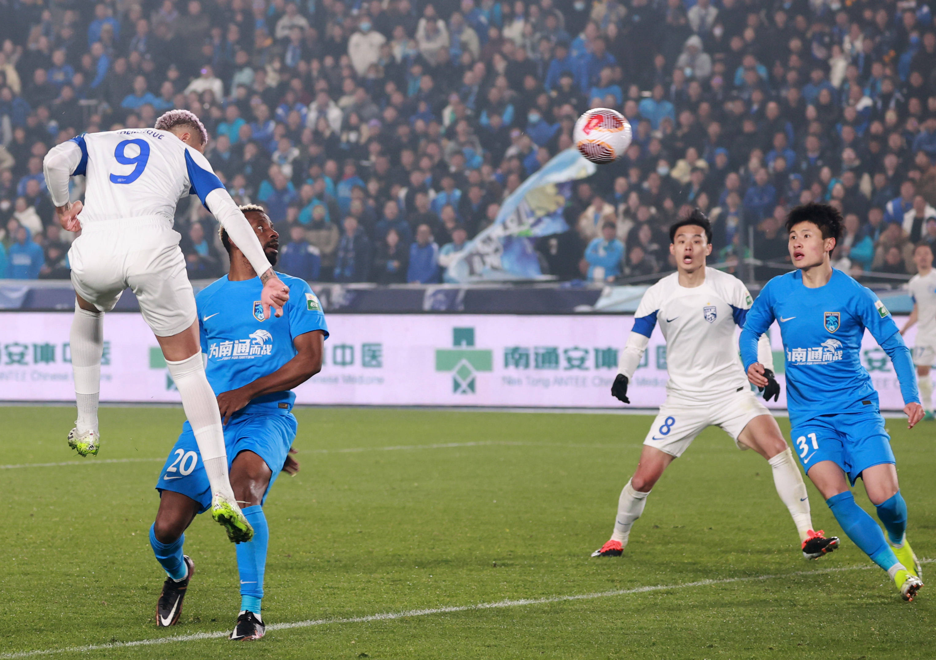 足球中超武汉三镇胜南通支云