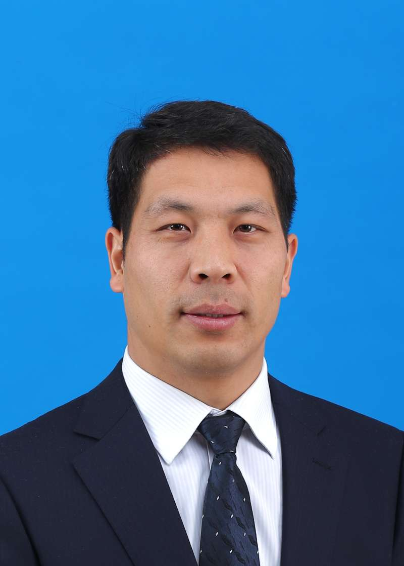 简介:博士,副教授,职业指导师(一级),创业咨询师(三级),心理咨询师