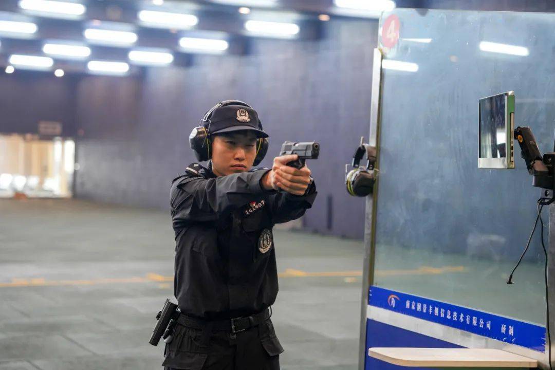 热辣滚烫她力量巾帼风采绽芳华上虞公安举行庆祝三八妇女节系列活动