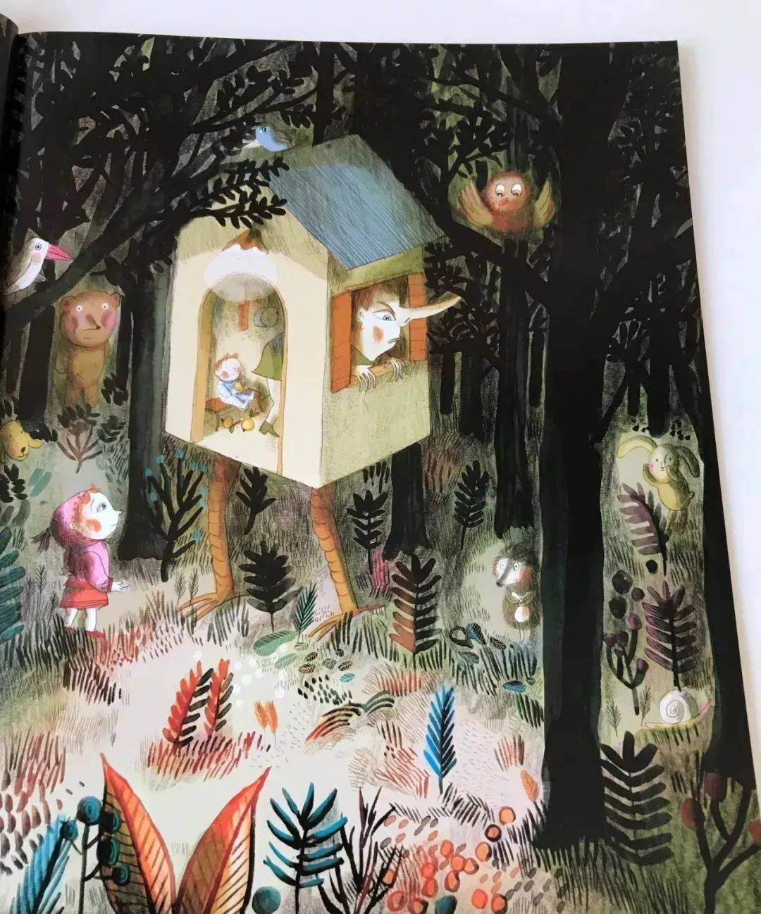 几百年来这套获得安徒生奖的故事绘本给了无数孩子爱的教育和安全感