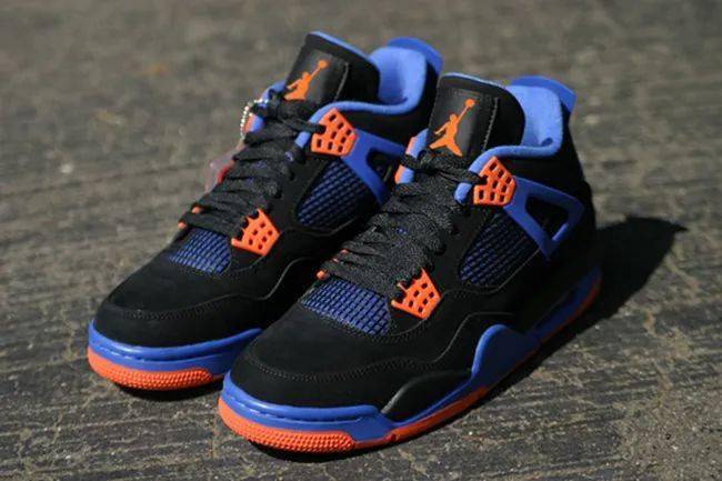 aj4今年疯狂复刻这些经典配色哪些是你的出必入