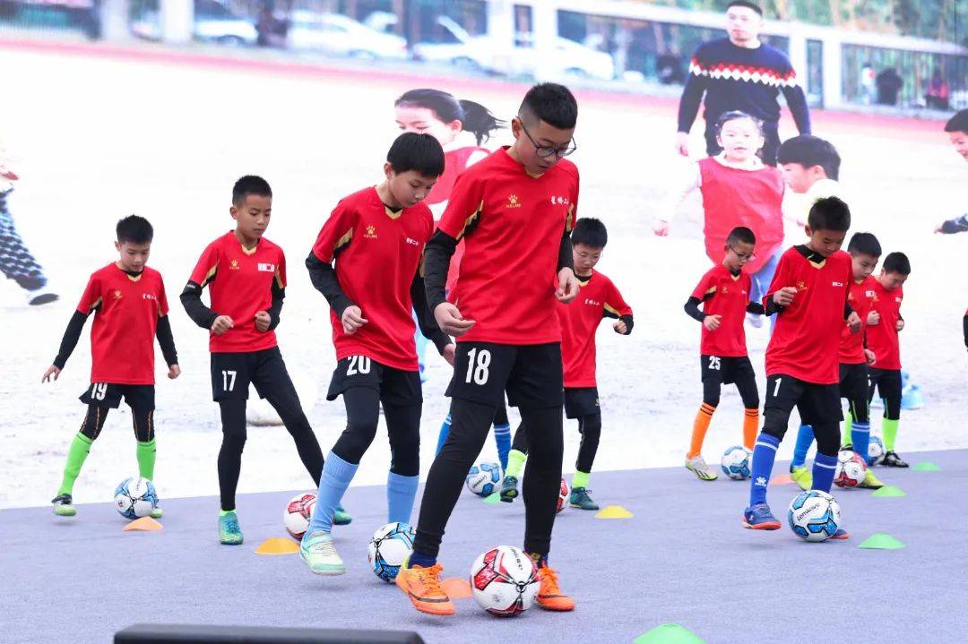 热辣滚烫逐梦想悦动绿茵好时光临平区星桥二小举办2024年体育文化节