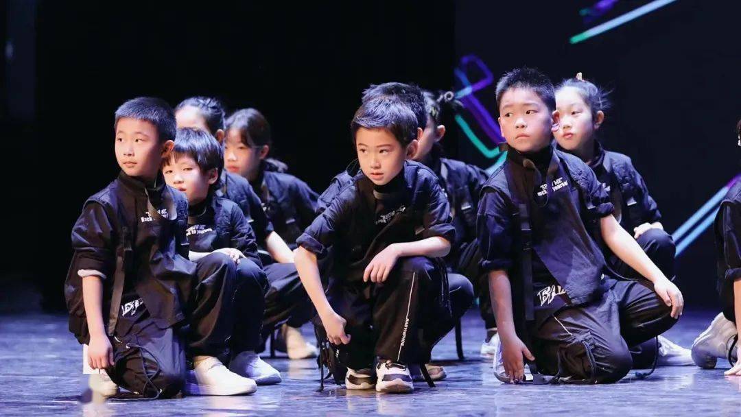 满员即止东艺少儿街舞团春季招新倒计时