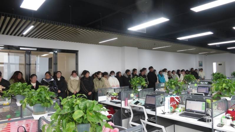 假客服套取真信息湖南宁远公安破获侵犯公民个人信息案抓获48人