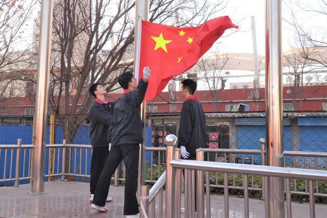 热辣滚烫奔赴梦想临汾市平阳中学2024年中考百日誓师燃爆全场