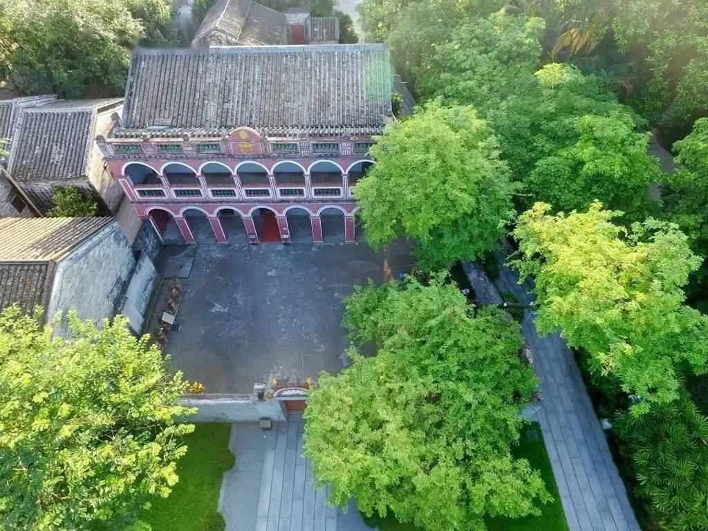 99姓名:酸子树96别名:酸豆树93住址:孙中山故居纪念馆90年龄