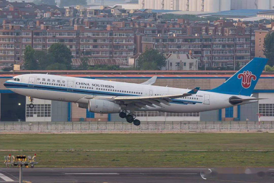 中国大陆首架a330退出运营_版权_南航_文章