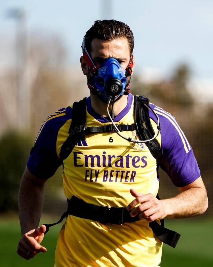 运动面罩测试可测量运动过程中使用的最大氧气量,并确定有氧和无氧的