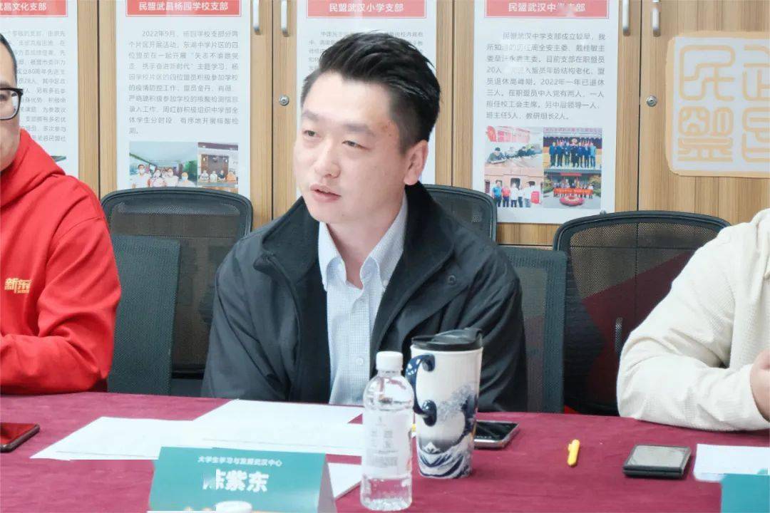 新东方与湖北大学师范学院完成就业育人校企合作签约暨授牌仪式