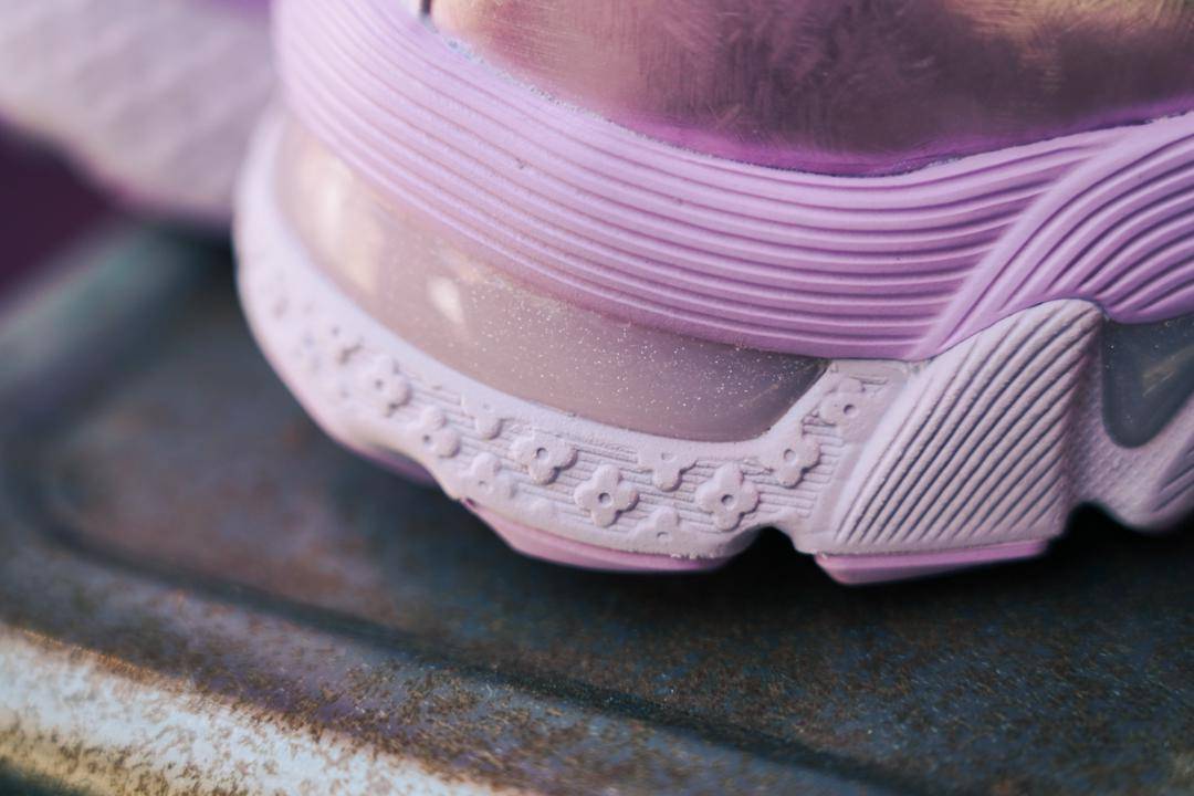 运动风玛丽珍球鞋无敌这双y2k联名真戳心坎上了