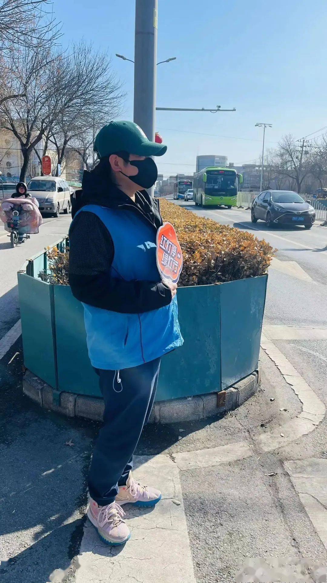 新时代房山青年续写雷锋日记丨全区各级各类志愿服务组织广泛开展学