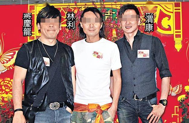 小虎队成员娶小14岁女粉后因拒绝行房被岳母持刀刺伤他怎么混成了这样