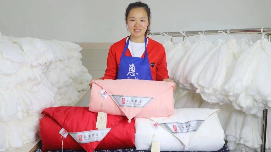 蚕丝被和棉花被哪个好事关家人的健康你一定要注意