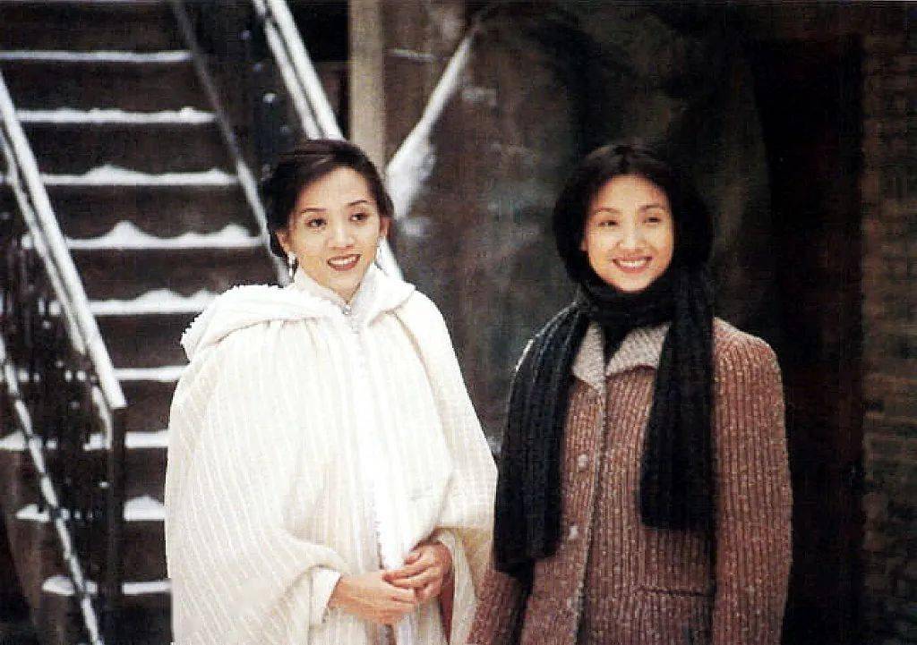 上海芳华再续张国荣梅艳芳香港电影回顾展