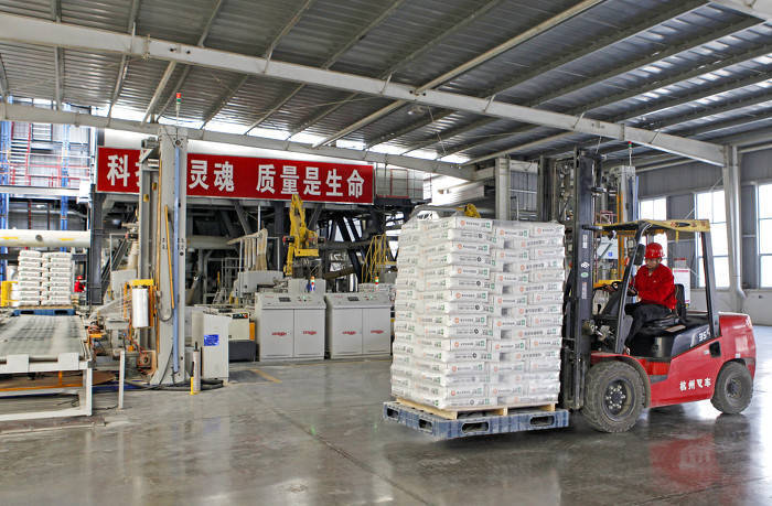 襄汾建材企业生产忙冲刺首季开门红