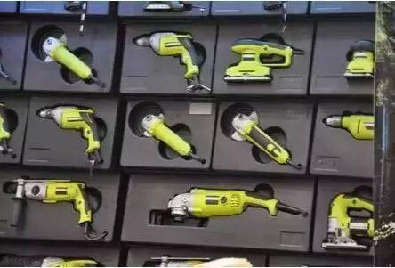 下图为自制方式,透明材料可找广告公司定做.