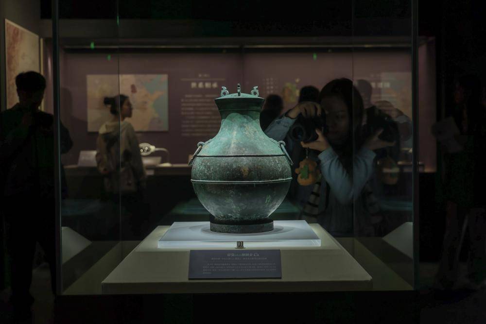 千乘之国雄风再现古中山国精品文物展在穗展出